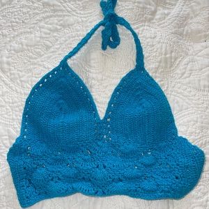 CROCHETED BLUE HALTER TOP